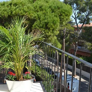 Studio Carrer De Valencia Sitges